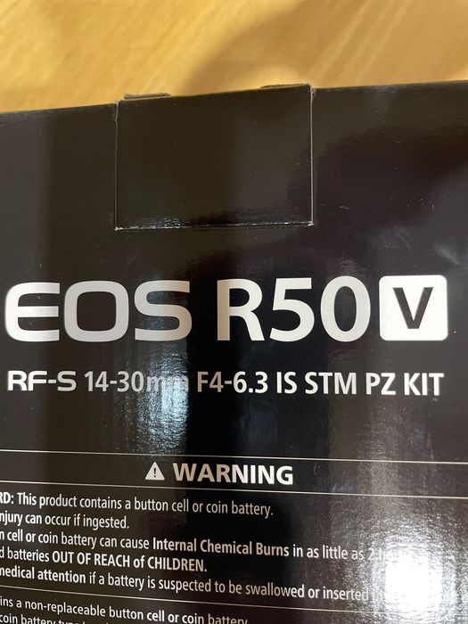 Canon EOS R50V 24.2MP + Lente RF-S 14-30mm