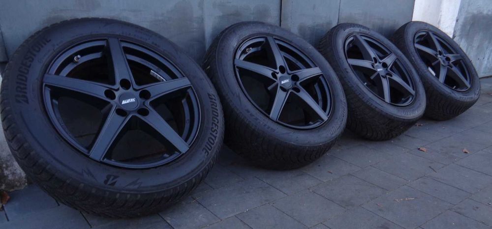 Czarne alufelgi Alutec Raptr 17 cali 5x112 VW Audi Seat Skoda Mercedes