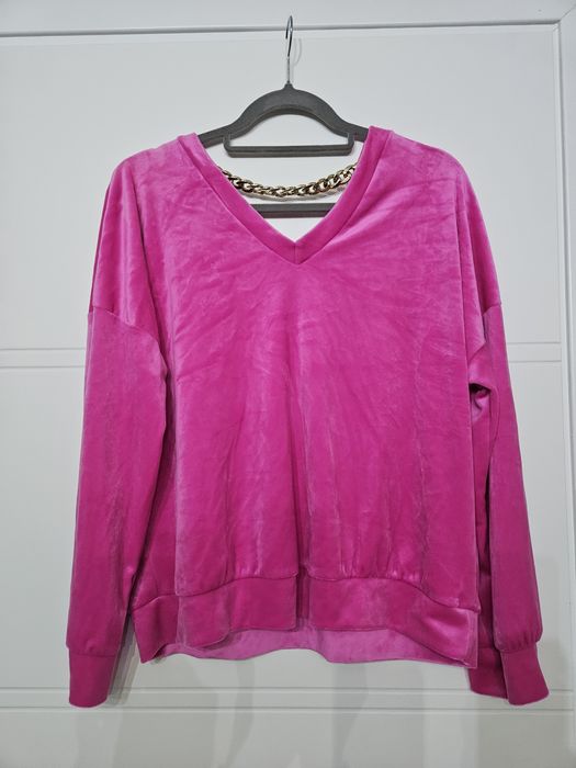 Kąplet, różowy  dres.