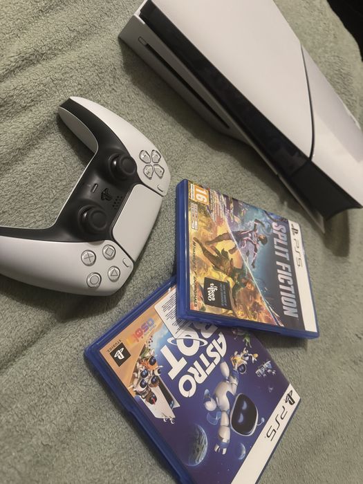 PlayStation 5 + pad + gry