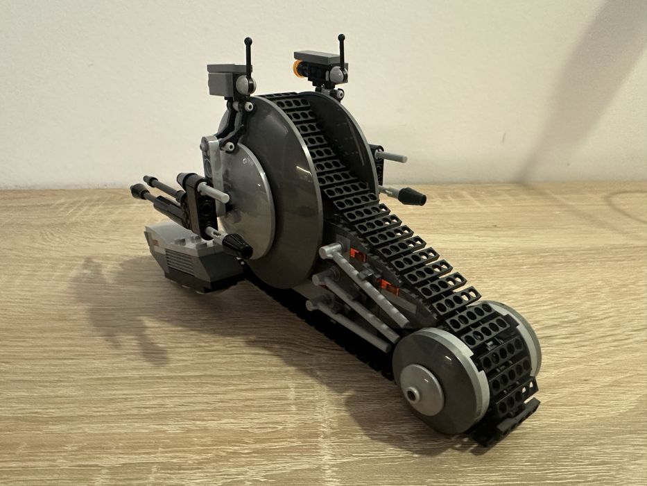 Lego Star Wars Corporate Aliiance Tank Droid 75015