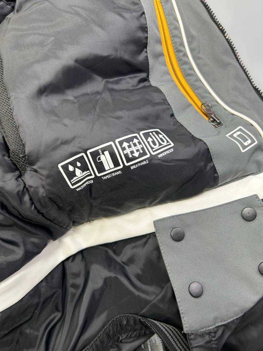 Чоловіча гірськолижна курточка 46 nord