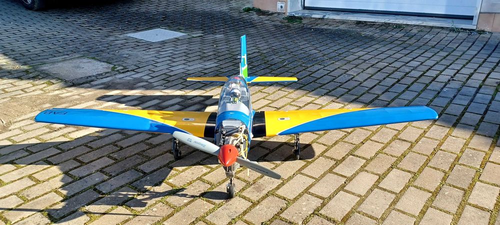 Vendo avião Tucano rc