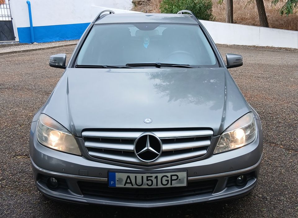 Mercedes-Benz W204 2011