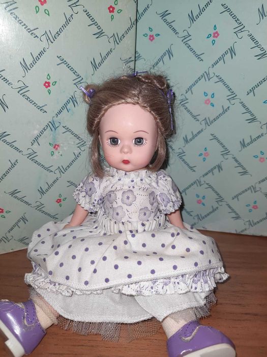 Boneca numerada de coleccionador Madame Alexander, Violet. 90 eur