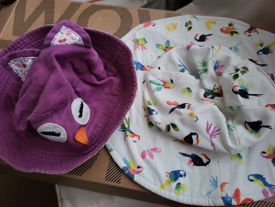 Kapelusze 2szt za 3zlote