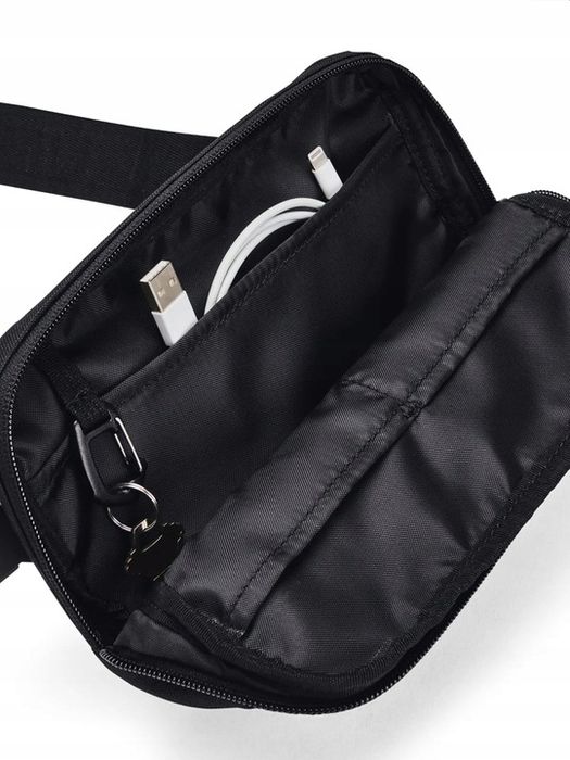 Saszetka Nerka Biodrówka Under Armour Wodoodporna Kieszeń Ochrona Rfid