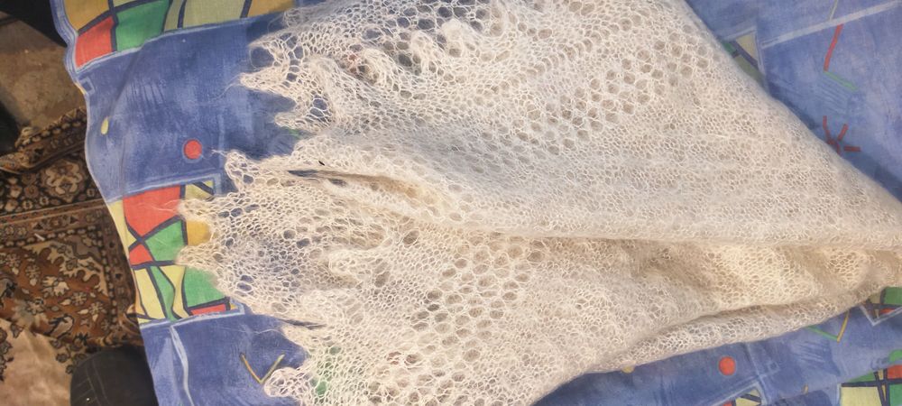 Платок паутинка.