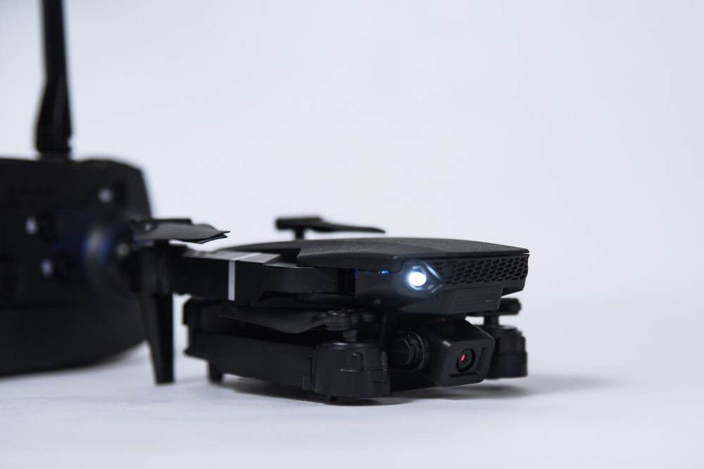 Дрон e88, е88. З камерою, сумкою