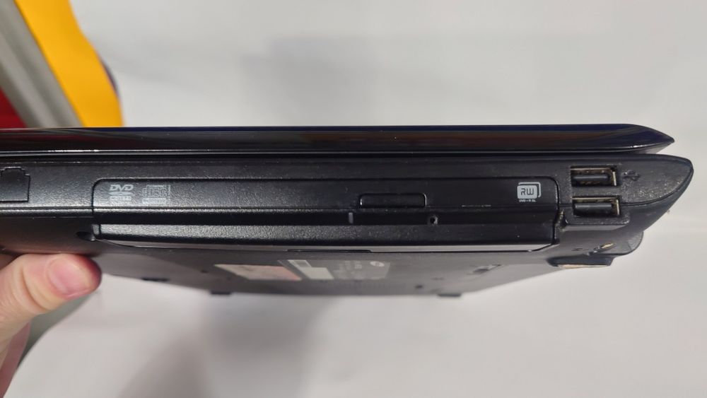 Samsung  NP-R522 Ноутбук!