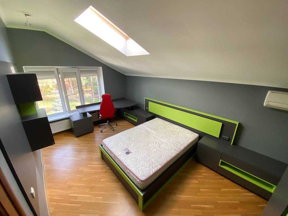 Продаж будинку з басейном в Лісовій Бучі