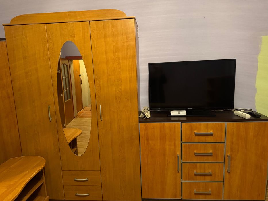 Sprzedam meble do salonu - szafy