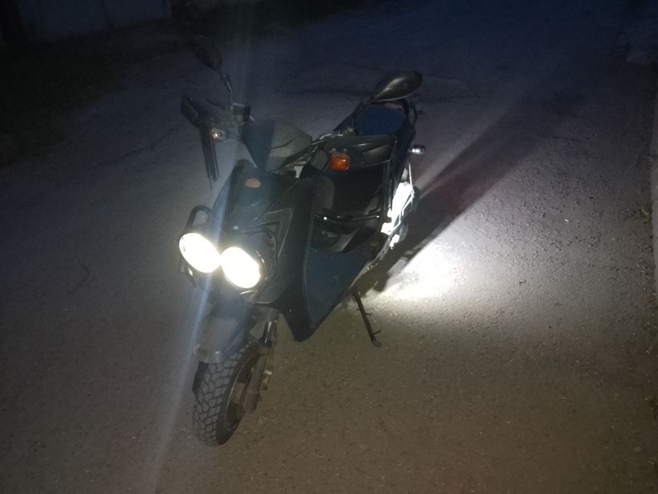 Продам скутер бу 149 кубов