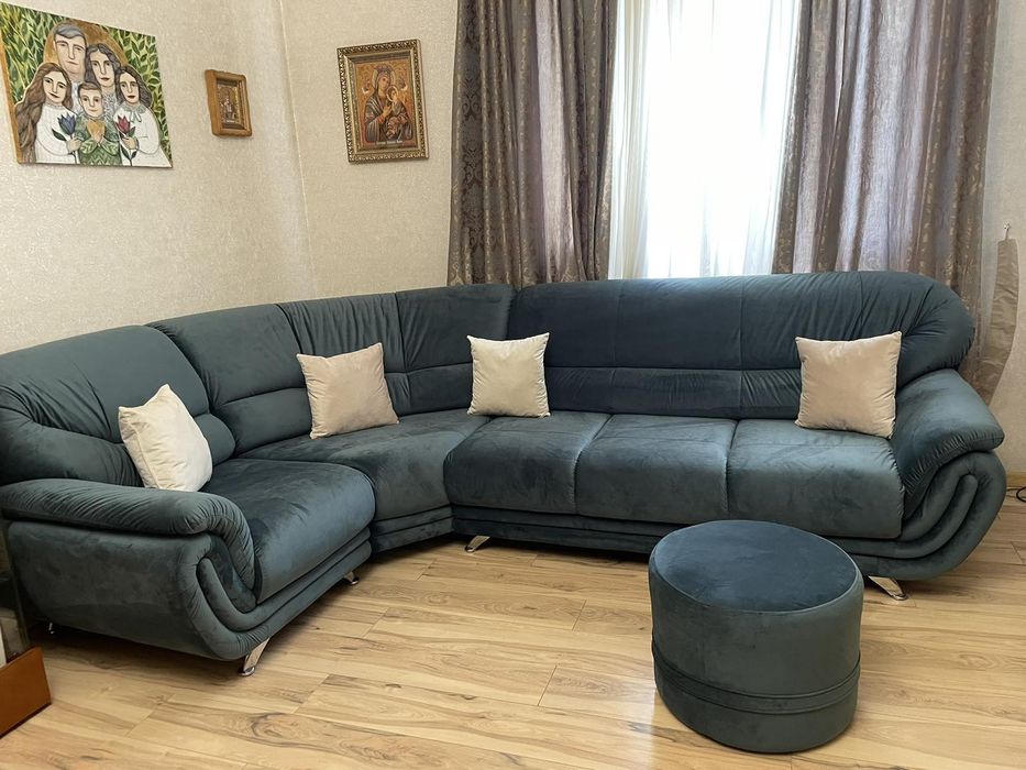 Перетяжка мягкой мебели, изготовление.