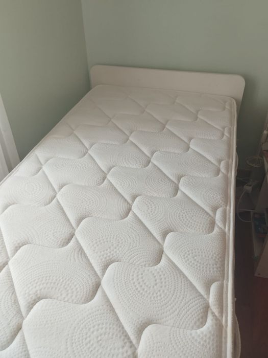 Cama Släkt do IKEA 90x200  com 2a cama  + gavetas + estrados + colchões