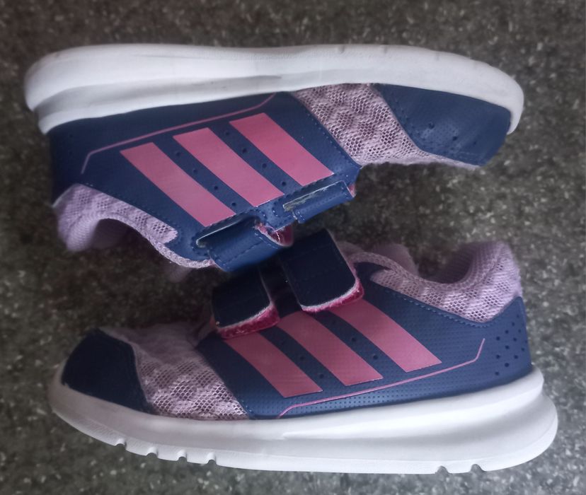 Дитячі кросівки Adidas,  розмір 25