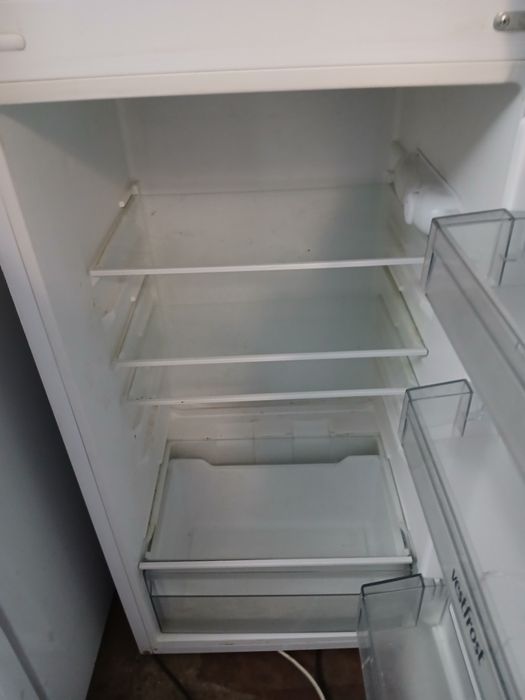 Продам холодильник Vestfrost  в хорошем состоянии
