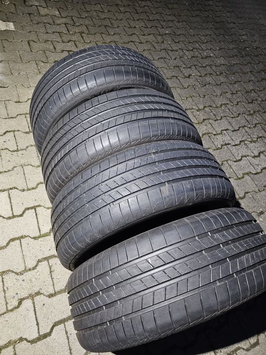 255/45/20 + 235/50/20 (2423) Bridgestone  Lato