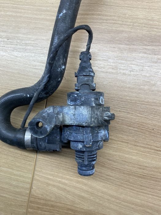 Pompka obiegu wody bmw e66 e65