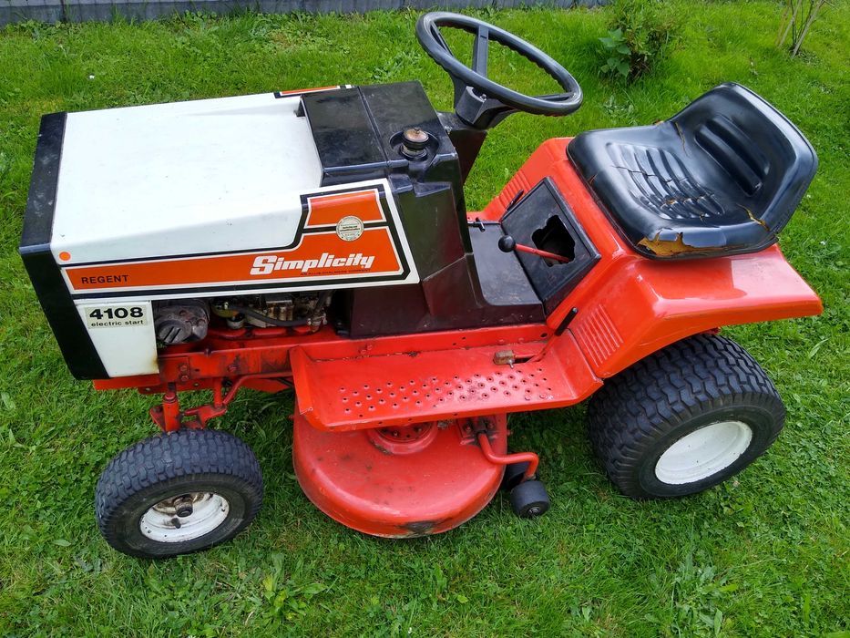 Kosiarka traktorek Simplicity 12 KM Briggs & Stratton Yard Man