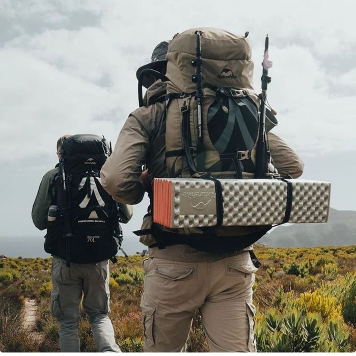Рюкзак з каркасом, Naturehike 70l , туристичний трекінговиц,   + волог