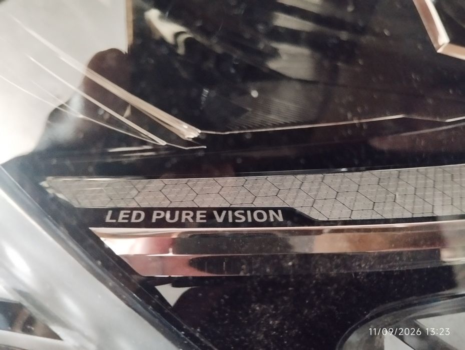 Ótica led purevision  Megane IV lado direito