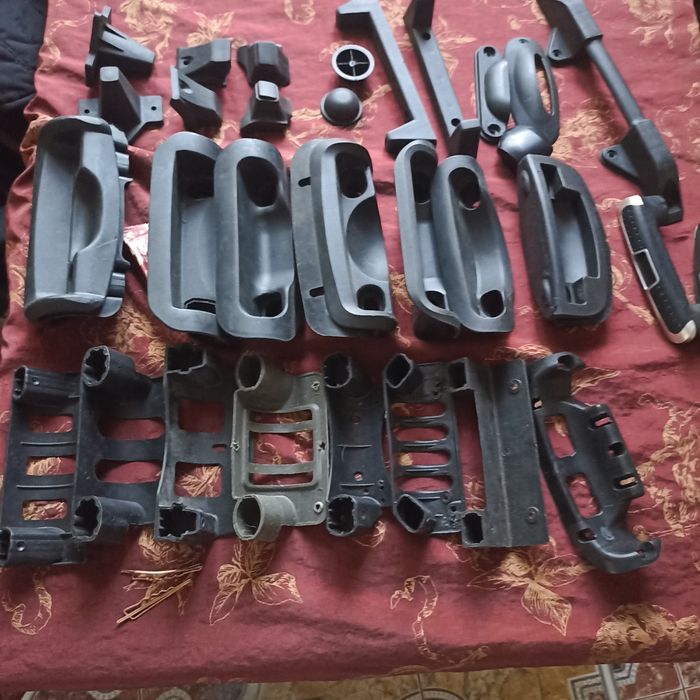 Запчасти для чемоданов