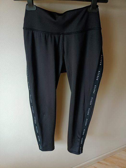 Spodnie damskie sportowe Reebok.