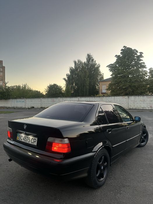 БМВ Е36