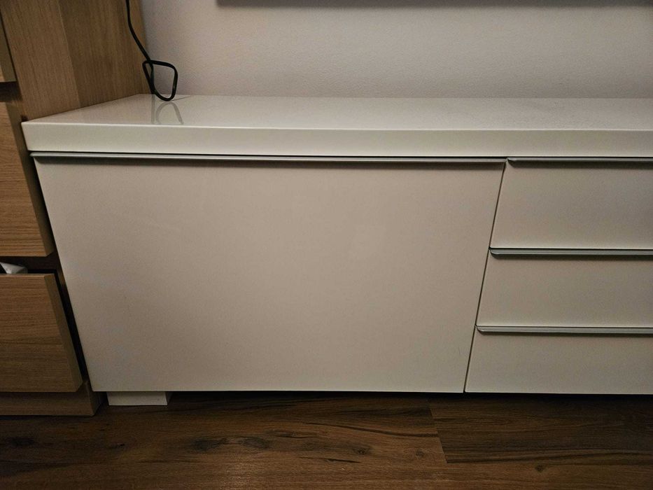 Duża szafka pod TV Ikea BESTA BURS_