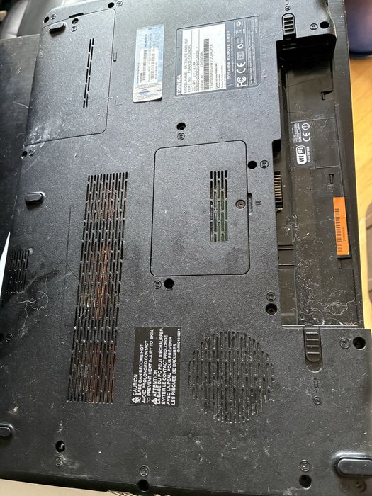 Toshiba Satellite A660-1GT na części