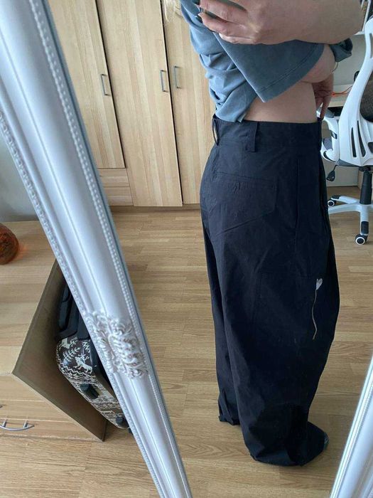 COS – Utility Barrel-Leg Cargo Trousers