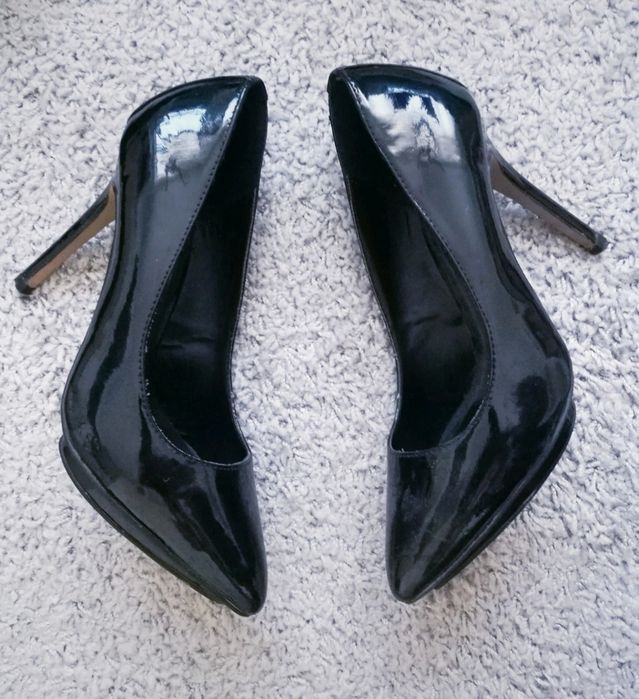 Szpilki czółenka buty wysoki obcas czarne lakierki 37