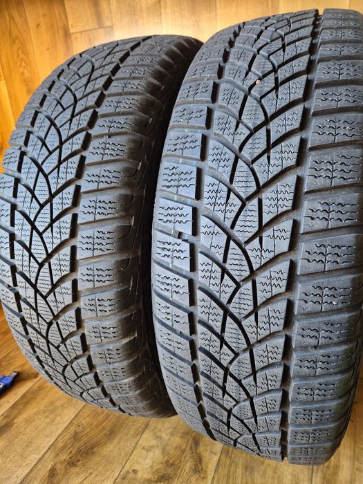 205/60/16 Good Year para zima 7.5mm 2022r RSC RunFlat SSR