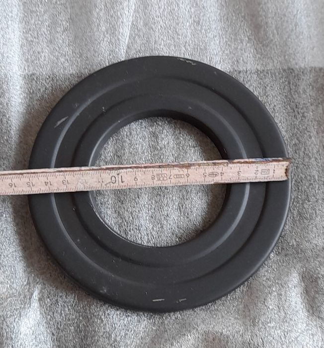 Obróbka naścienna rury kominkowej fi 80 mm otwór środkowy