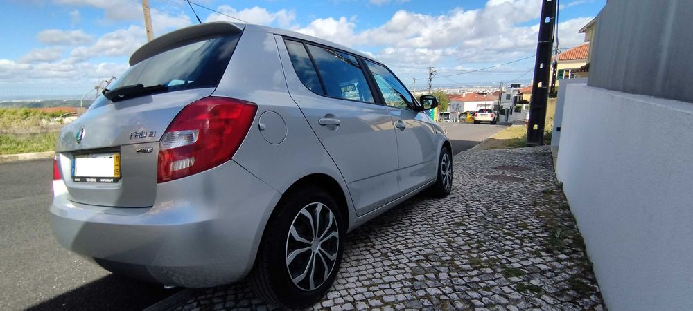 Skoda Fabia 1.2 com 109000km 2011