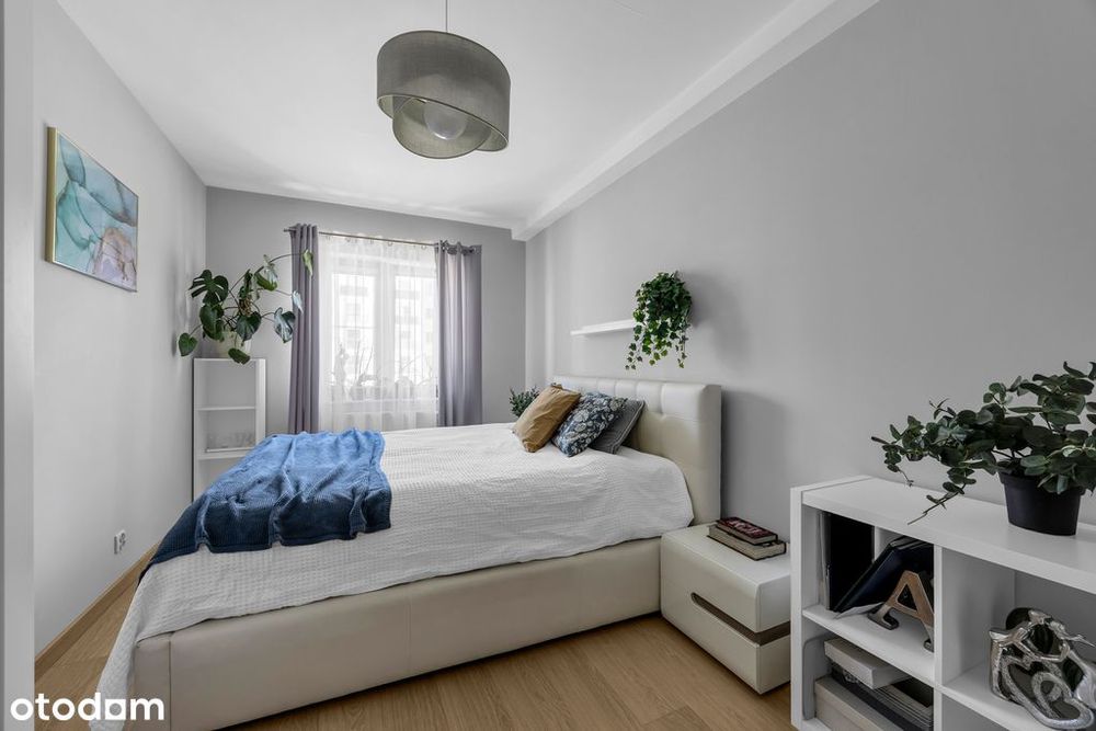 Duży balkon | Ogrody Włochy | Miejsce postojowe