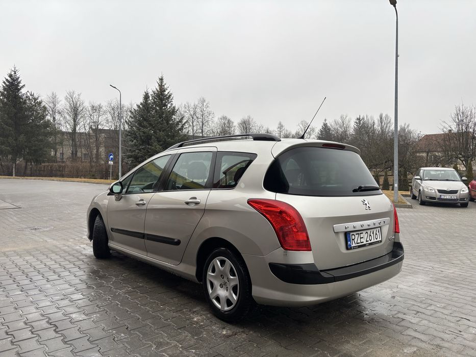 Peugeot 308 1.4 Benzyna 90KM 2008