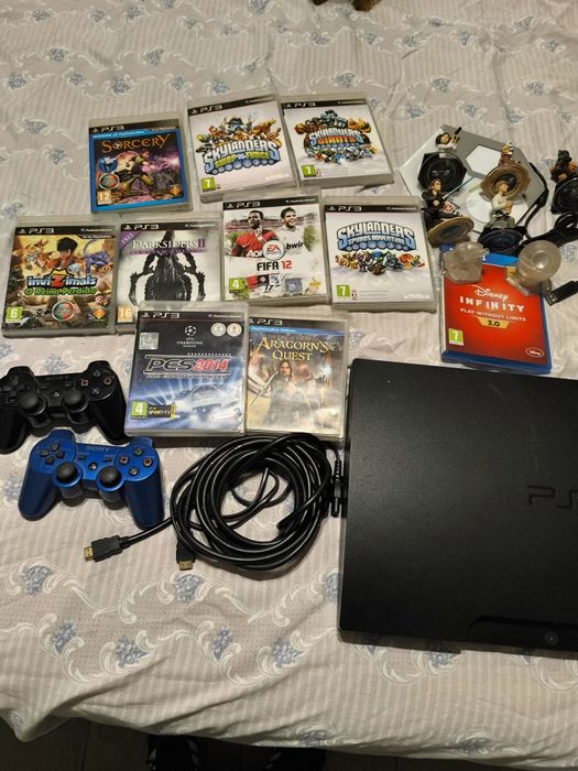 PS3 plataforma com bonecos da Disney
