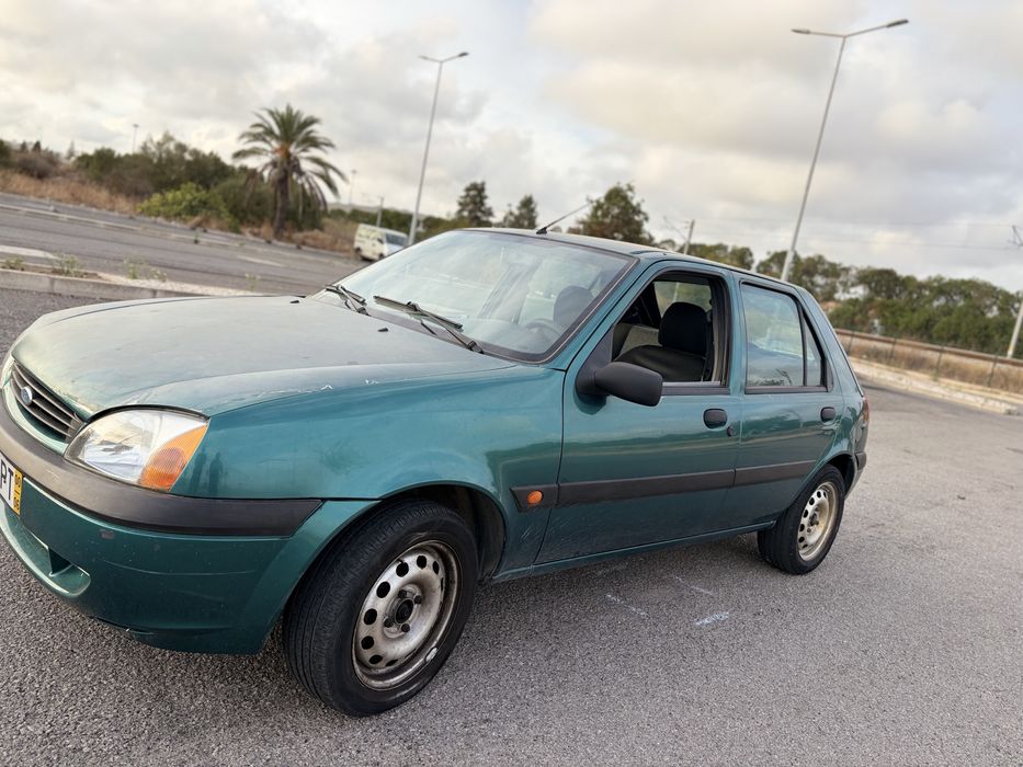 Ford Fiesta 2000