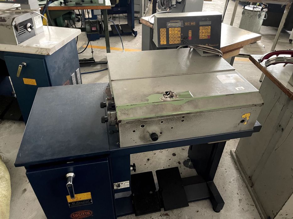 Máquina de facear sapatos