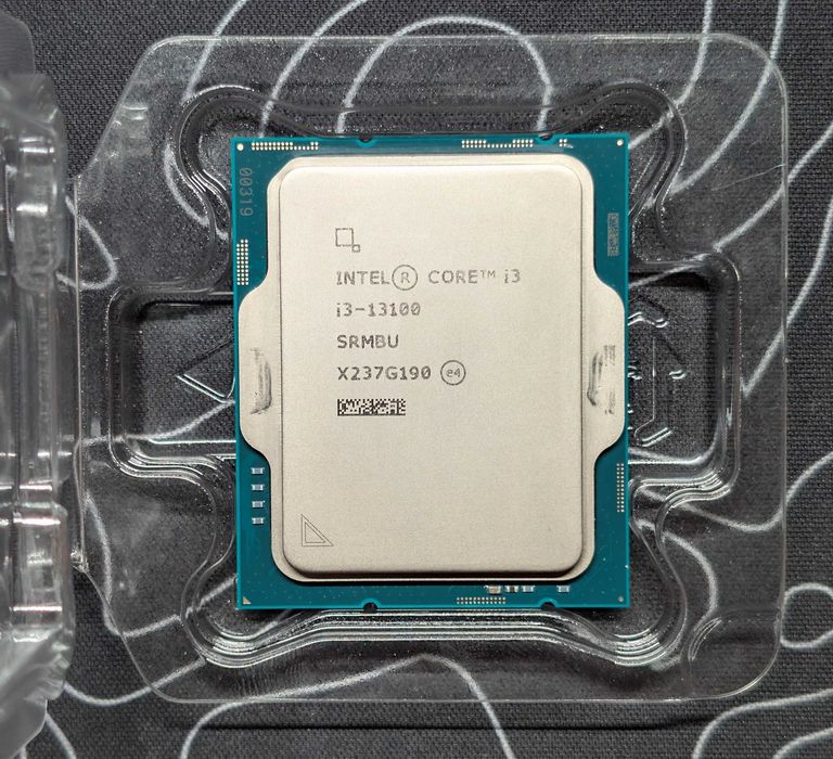 Procesor CPU Intel i3-13100