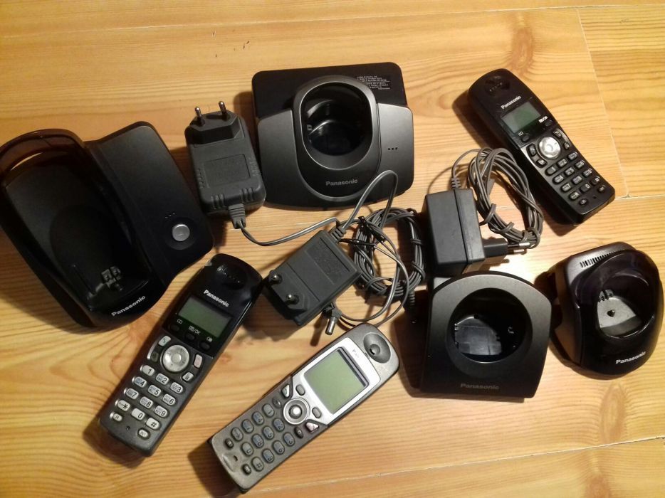 Радиотелефон 300 грн. за все.