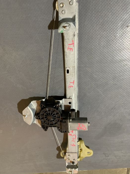 Elevador porta Renault clio 4