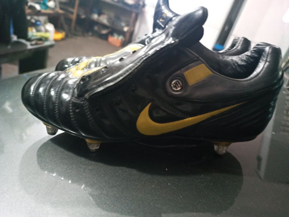 Оригінальні бутси NIKE total 90 shift