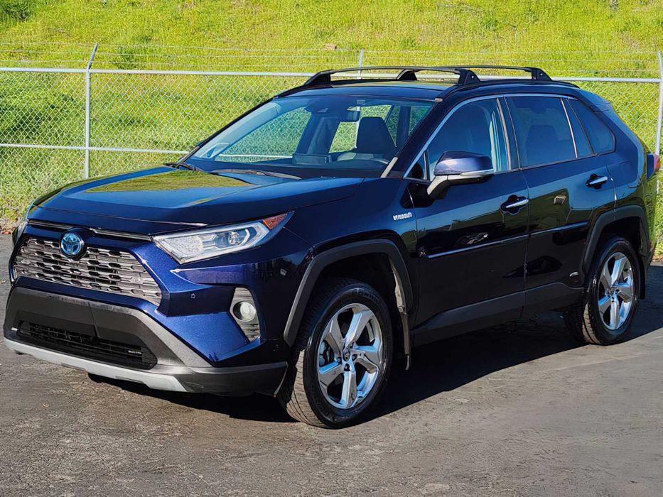 Toyota RAV4 Limited      2021