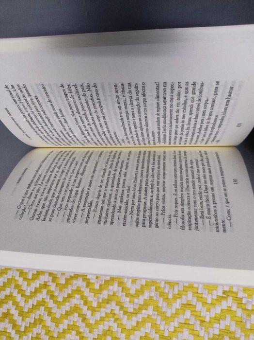 O Monge que vendeu o seu Ferrari -
Robin S. Sharma