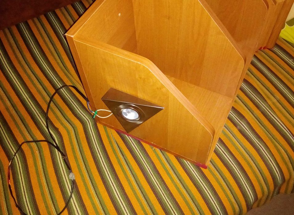 Szafka wisząca narożna