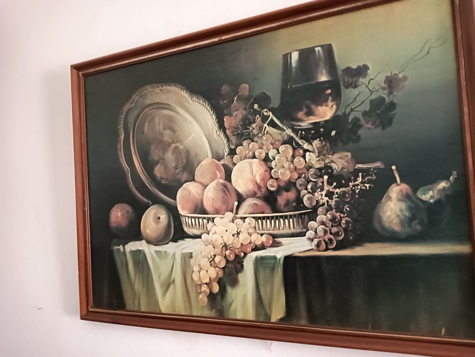 quadro antigo "fruteira"	53 cm x 73 cm	Em muito bom estado.*