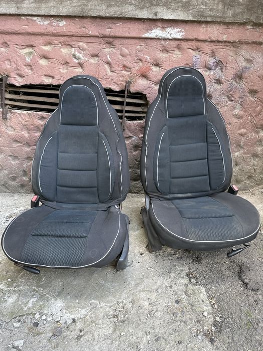 Продам сидіння автомобільні
